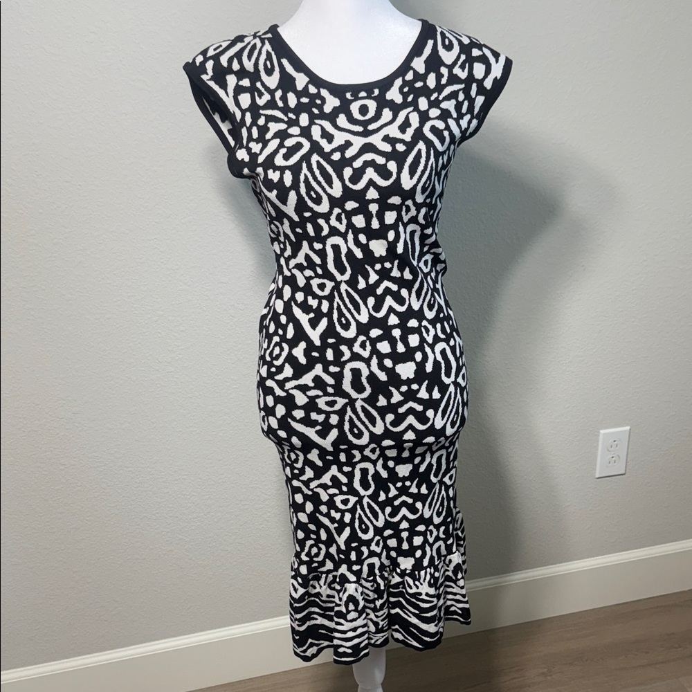 Felicity & Coco Monochrome Patterned Midi Dress